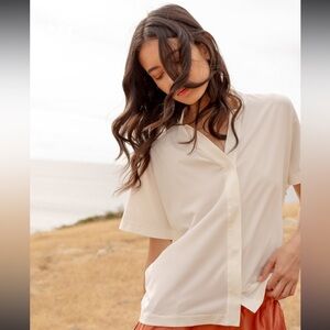 ADAY anywhere short sleeve shirt